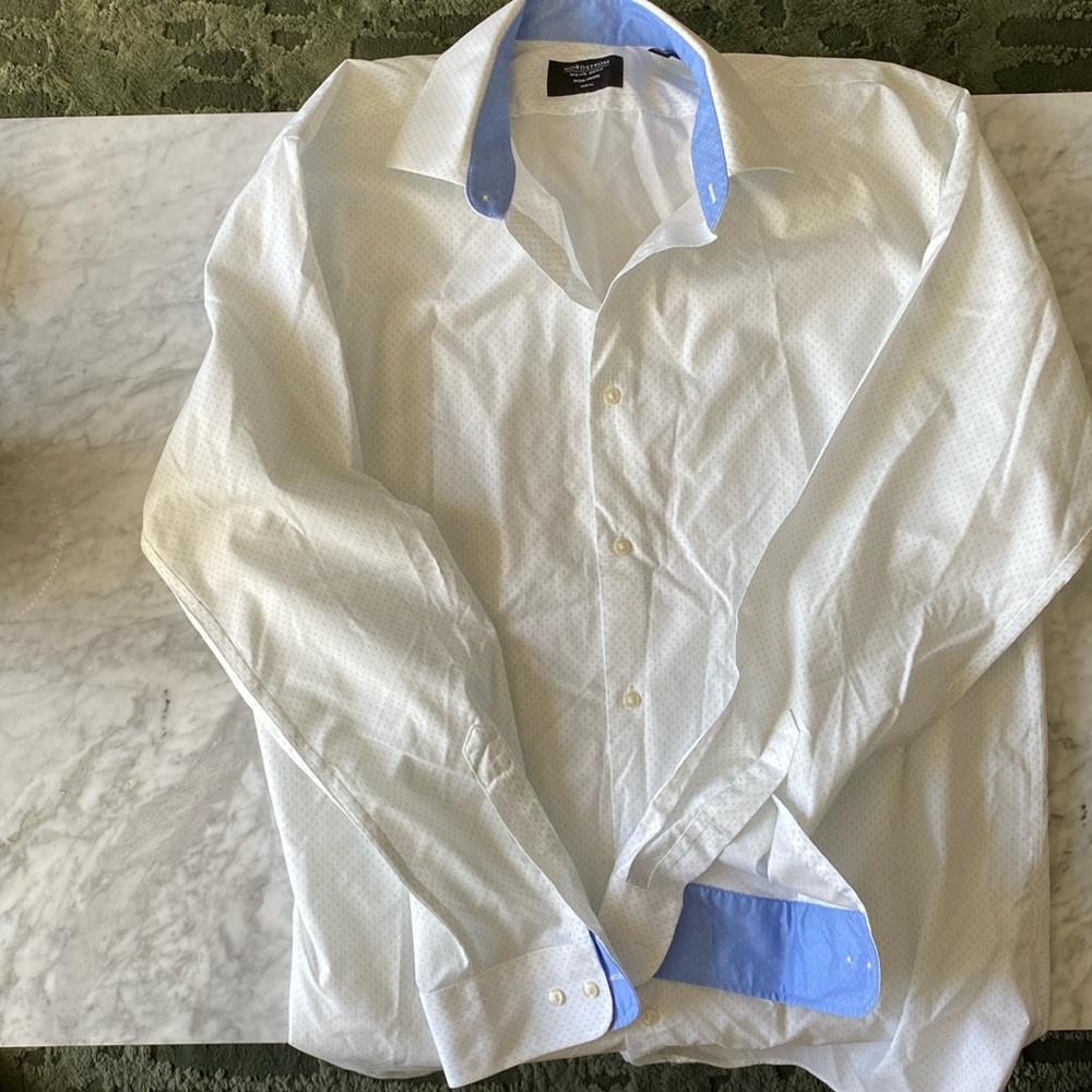 Twice worn 17 Neck, XL Trim Fit Nordstrom button down dress shirt.